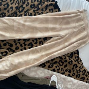 LA tapered leg Jogger